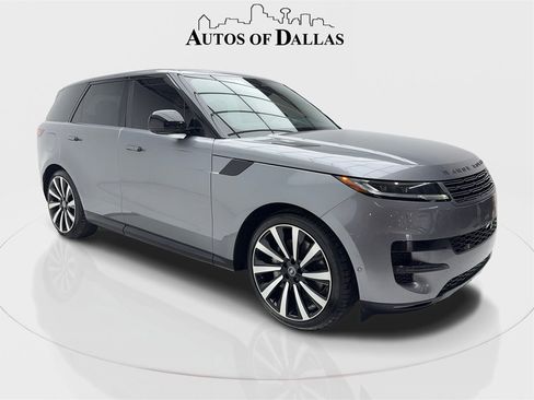 Used 2024 Land Rover Range Rover Sport SE image 2