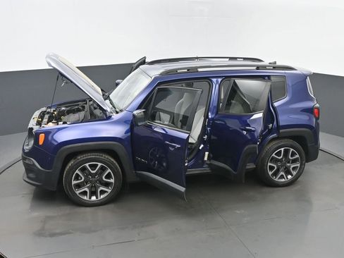 Used 2018 Jeep Renegade Latitude image 63