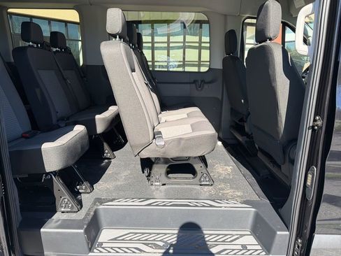 New 2026 Ford Transit 350 148 Medium Roof Wagon AWD image 22
