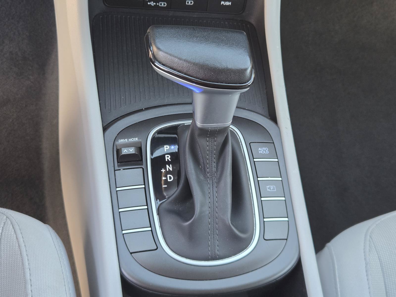 Used 2024 Hyundai Kona SEL FWD image 18