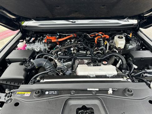 Used 2025 Toyota Land Cruiser AWD/4WD image 28