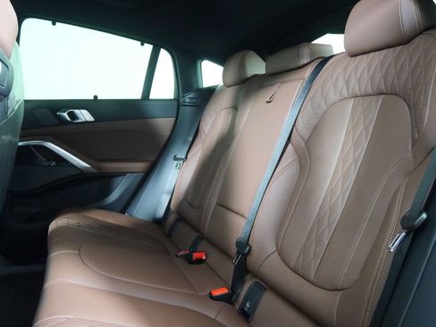 New 2026 BMW X6 xDrive40i image 16