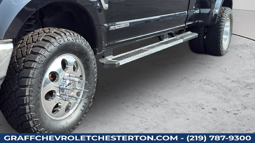 Used 2022 Ford F350 XLT w/ XLT Premium Package AWD/4WD image 29