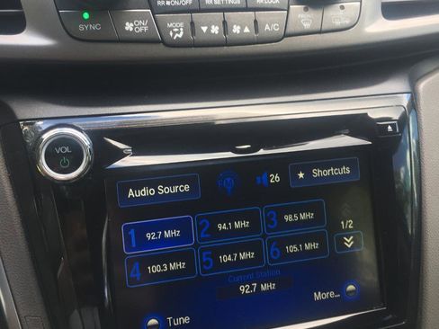 Used 2016 Honda Odyssey Touring image 24