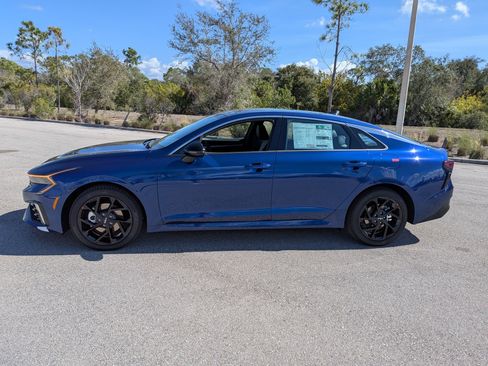 New 2026 Kia K5 GT-Line image 8