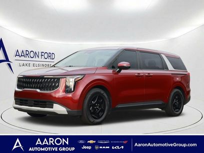 Used 2025 Kia Carnival