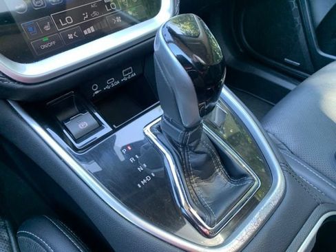 Used 2023 Subaru Outback Touring XT AWD/4WD image 25