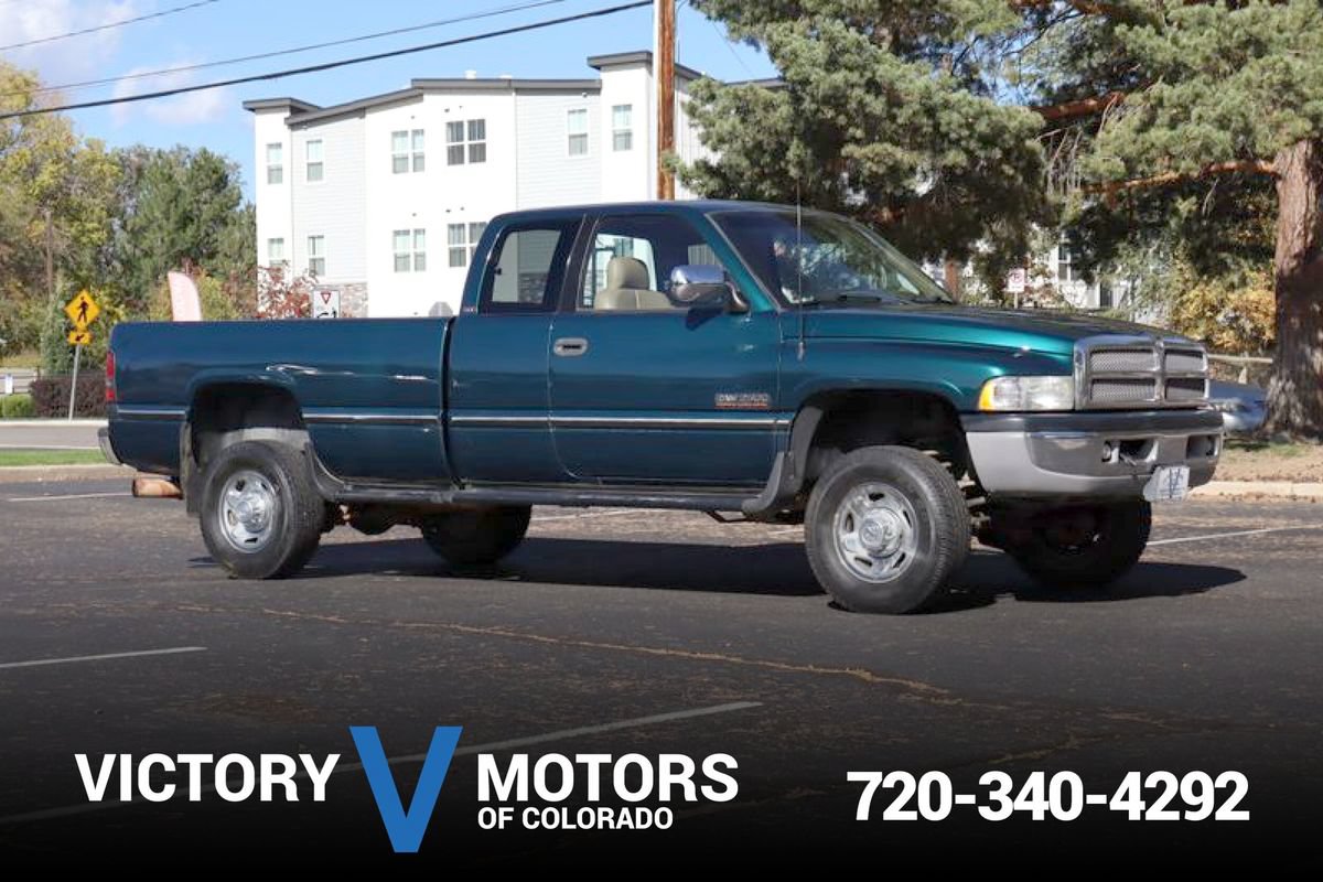 Used 1997 Dodge Ram 2500 Truck 4x4 Club Cab image 1