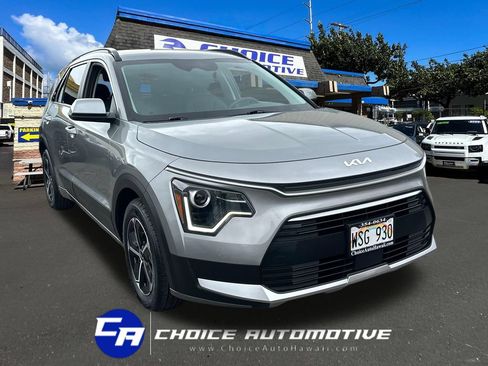 Used 2023 Kia Niro EX FWD image 10
