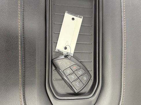 Used 2024 Chevrolet Tahoe High Country image 46