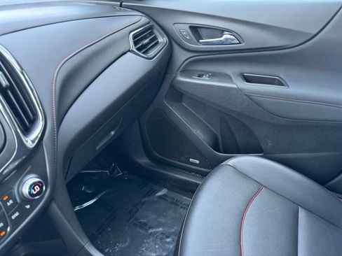 Used 2022 Chevrolet Equinox RS w/ RS Leather Package AWD/4WD image 25