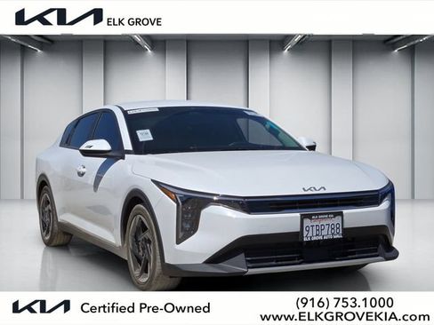 Certified 2025 Kia K4 EX FWD image 1