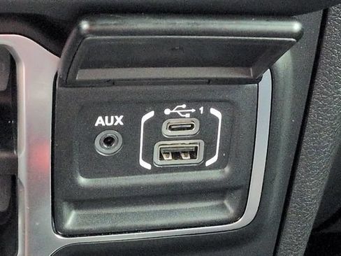 Certified 2026 Jeep Wrangler Unlimited Rubicon AWD/4WD image 22