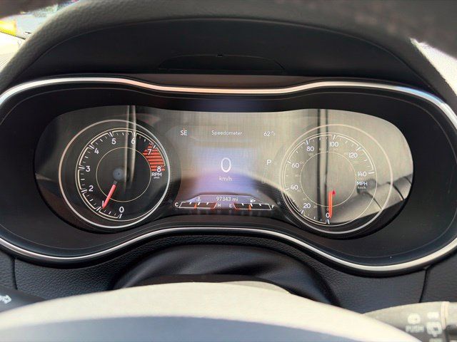 Used 2019 Jeep Cherokee Limited AWD/4WD image 18