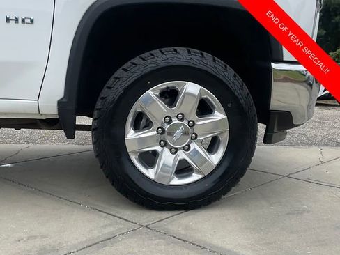 Used 2020 Chevrolet Silverado 2500 LTZ w/ Technology Package image 10