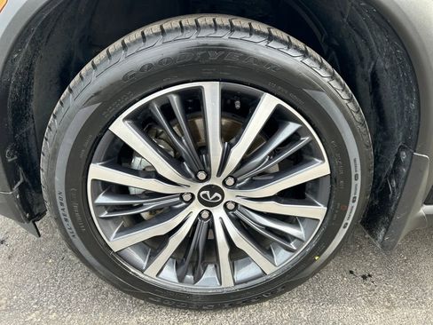 Used 2023 INFINITI QX60 Sensory w/ Vision Package image 28