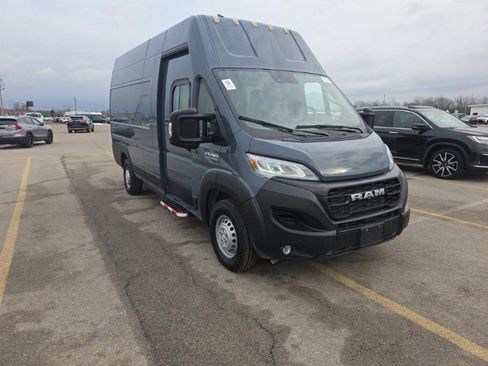 Used 2024 RAM ProMaster 3500 image 3