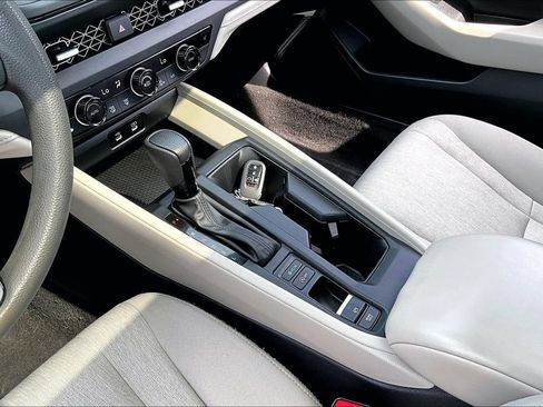Used 2023 Honda Accord EX image 15