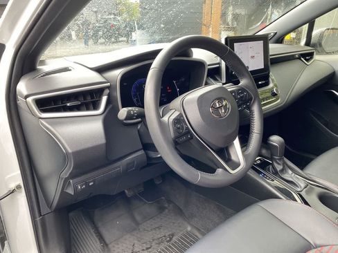 Used 2023 Toyota Corolla XSE w/ Carpet Mat Package (TMS) FWD image 2