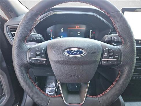 Used 2023 Ford Escape ST-Line w/ Tech Pack #1 FWD image 19