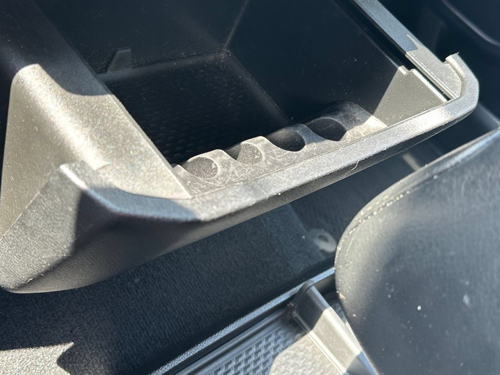Used 2019 RAM 1500 Laramie AWD/4WD image 20