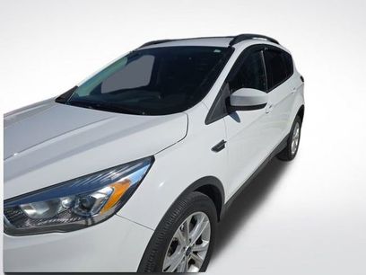 Used 2017 Ford Escape SE w/ SE Leather Comfort Package