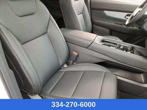 New 2025 Nissan Murano SL image 14