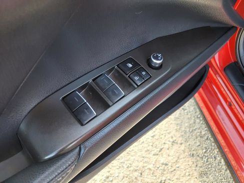 Used 2023 Toyota Camry XSE FWD image 18