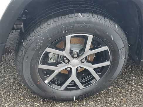 New 2025 Jeep Grand Cherokee Limited w/ Trailer Tow Package image 5