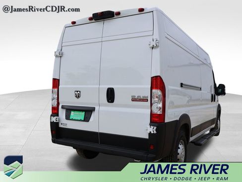 Used 2021 RAM ProMaster 2500 w/ Convenience Group FWD image 13