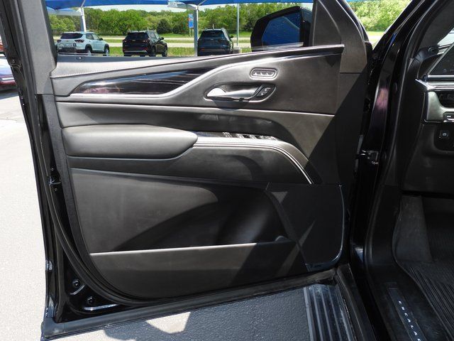 Used 2023 Cadillac Escalade V w/ LPO, Floor Liner Package AWD/4WD image 45