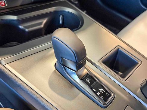 New 2026 Lexus UX 300h FWD image 32