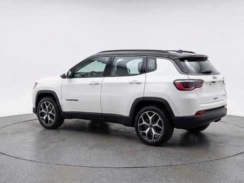 Used 2025 Jeep Compass Limited AWD/4WD image 5