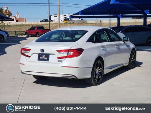 Used 2021 Honda Accord Touring image 7