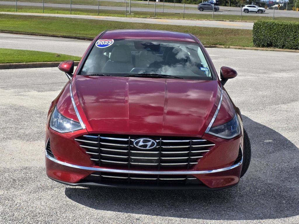 Used 2023 Hyundai Sonata SE FWD image 2