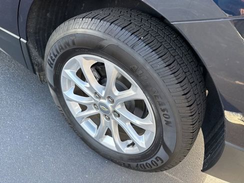 Used 2020 Chevrolet Equinox LT image 11