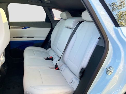 New 2025 Cadillac Optiq Sport 1 w/ LPO, Floor Liner Package image 26