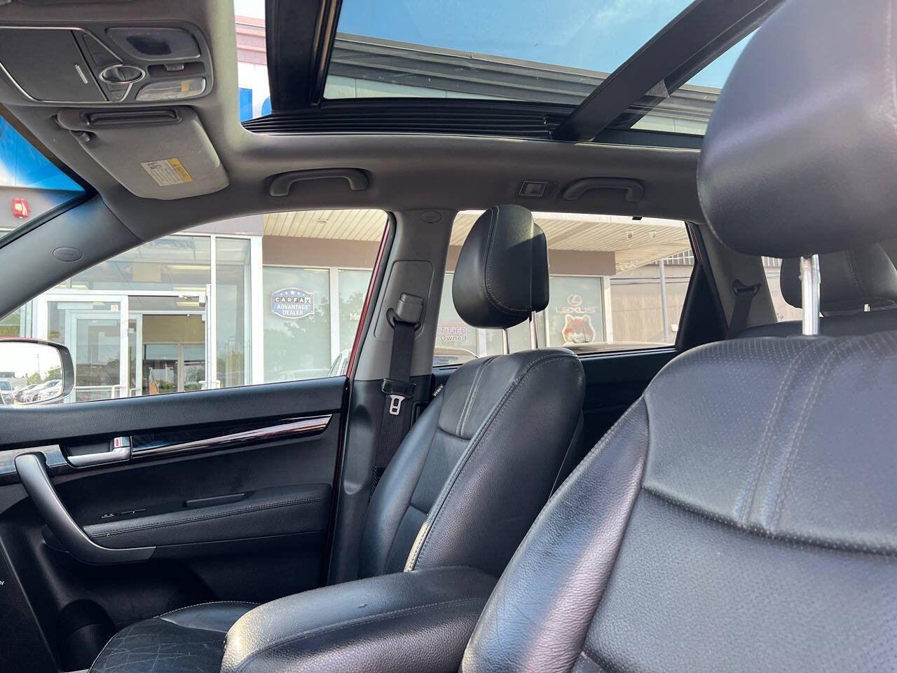 Used 2014 Kia Sorento SX w/ 3rd Row Package AWD/4WD image 17