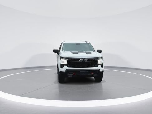 Used 2023 Chevrolet Silverado 1500 LT Trail Boss w/ Protection Package AWD/4WD image 3