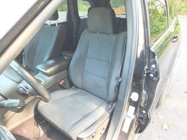Used 2016 Jeep Grand Cherokee Laredo w/ Quick Order Package 23E RWD image 14