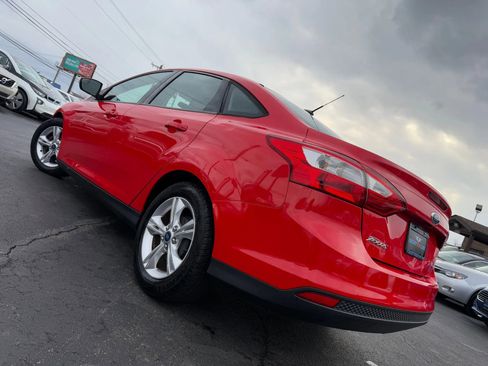 Used 2014 Ford Focus SE w/ SE Winter Package image 53