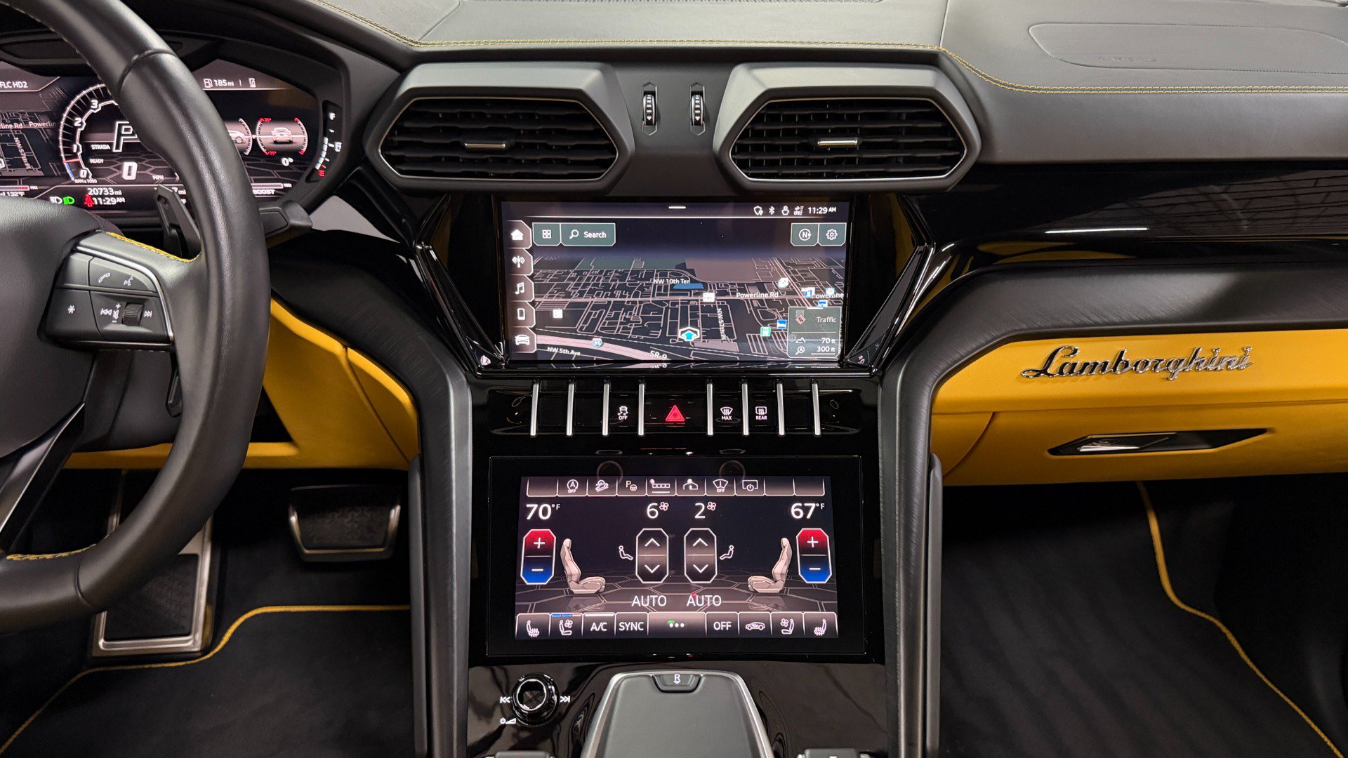 Used 2022 Lamborghini Urus AWD/4WD image 75