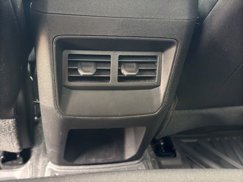 Used 2024 Chevrolet Colorado Trail Boss w/ Technology Package AWD/4WD image 27
