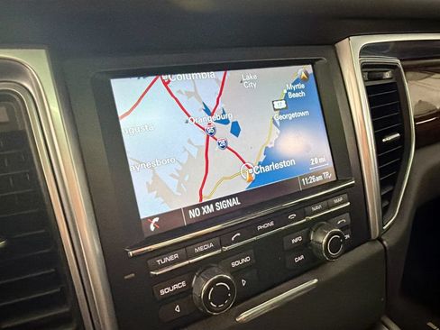 Certified 2015 Porsche Macan S AWD/4WD image 14