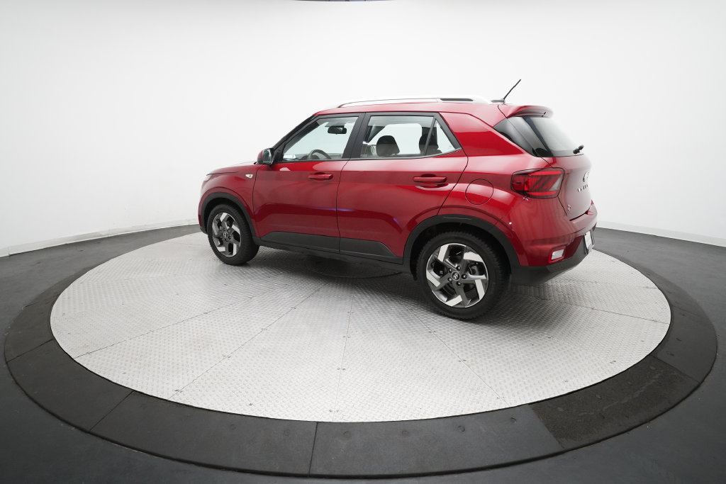 Used 2023 Hyundai Venue SEL FWD image 30