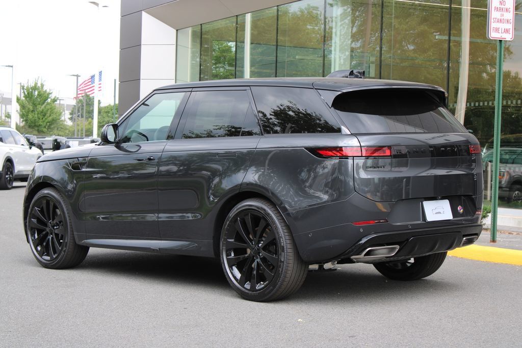 New 2026 Land Rover Range Rover Sport Dynamic SE AWD/4WD image 6