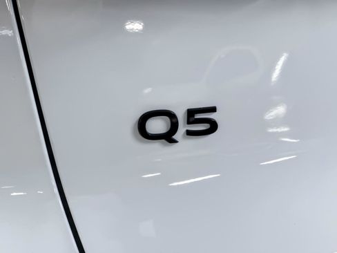 Certified 2025 Audi Q5 Premium w/ Premium Plus AWD/4WD image 27