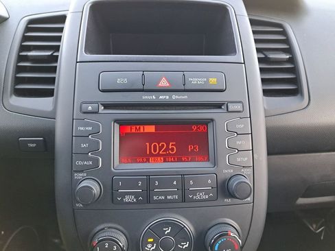 Used 2013 Kia Soul Base image 24