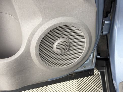 Used 2011 Honda CR-V LX image 22