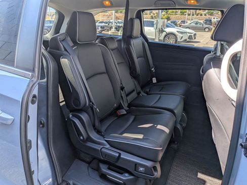 Used 2025 Honda Odyssey Touring image 30